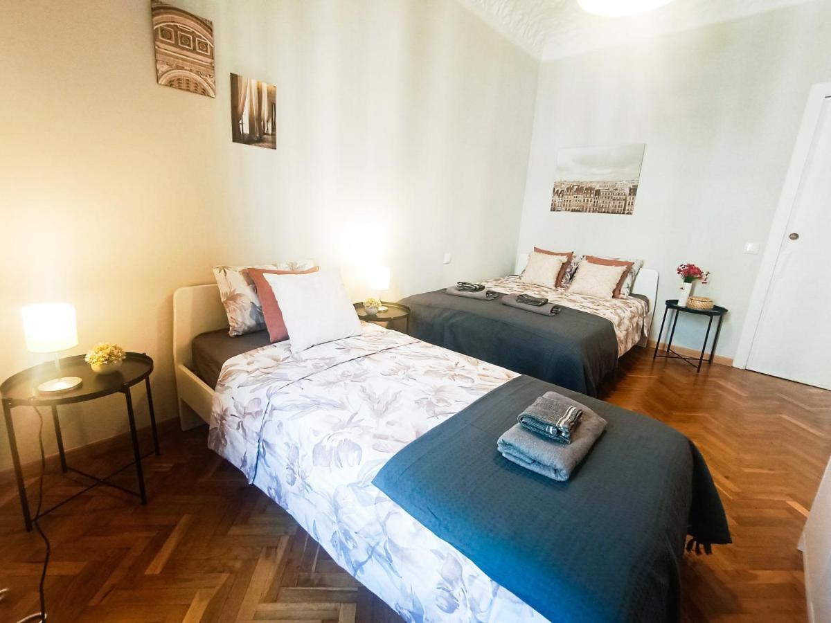 By La Pedrera - Diagonal Rooms 巴塞罗那 外观 照片