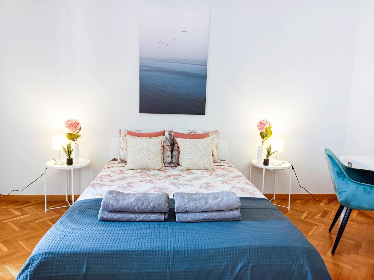 By La Pedrera - Diagonal Rooms 巴塞罗那 外观 照片